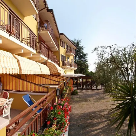 Beatrice 3* Brenzone sul Garda