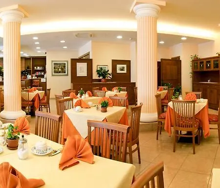 Hotel apartamentowy Beatrice 3*