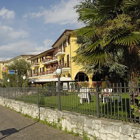 Hotel apartamentowy Beatrice Brenzone sul Garda