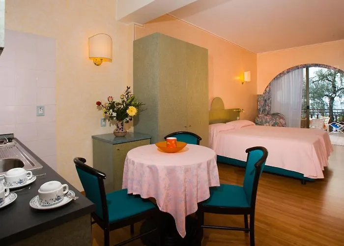 Aparthotel Beatrice Brenzone sul Garda
